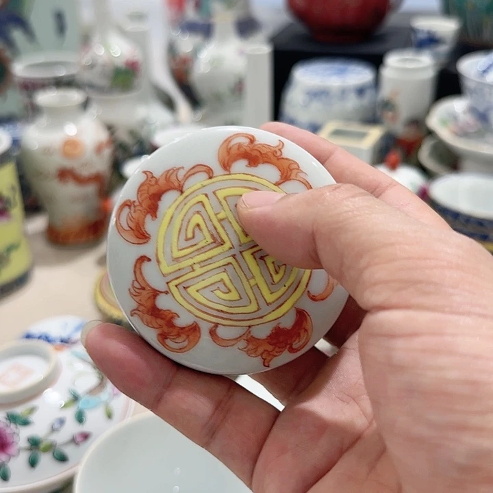 摆件瓷器等文物古迹和文物古迹