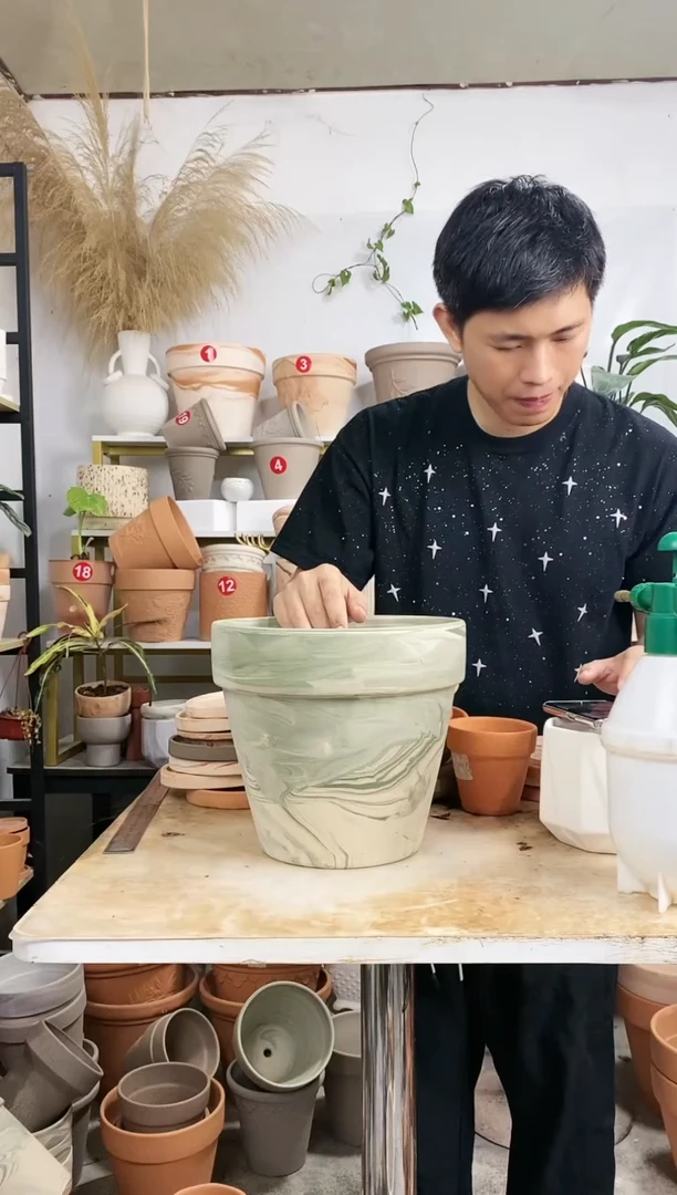 【闪购商品】红陶20CM以下25*23绿白陶 1盆无托