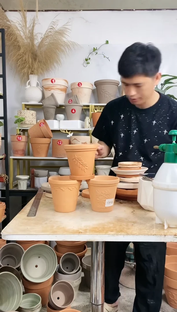 【闪购商品】红陶20CM以下13*13红陶浮雕3图案 3盆3托