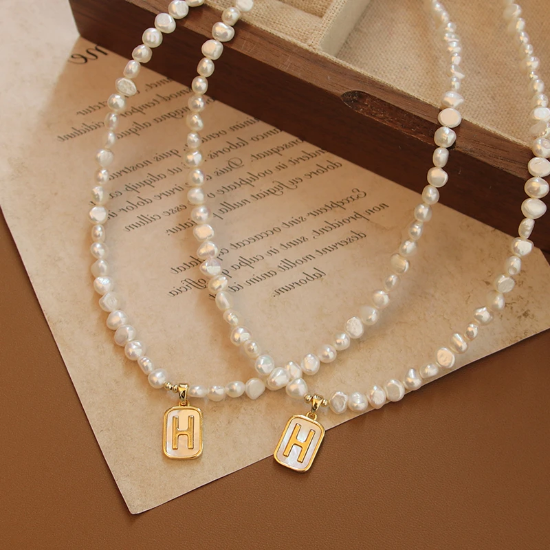 天然淡水珍珠巴洛克项链女气质大牌字母H吊坠时尚锁骨链颈链
