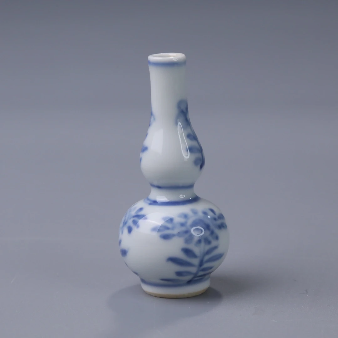 AAXM231111138*【南京文物】"清代康熙折枝花卉纹葫芦瓶 5"