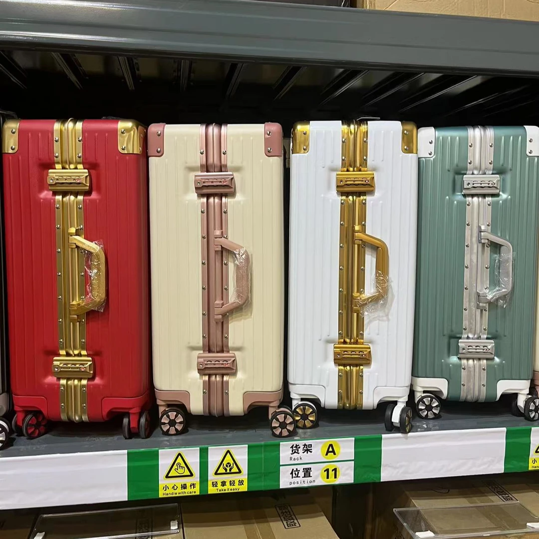 【薇姐】高端商务拉杆箱22寸加厚万向轮行李箱一个， 颜色随机发