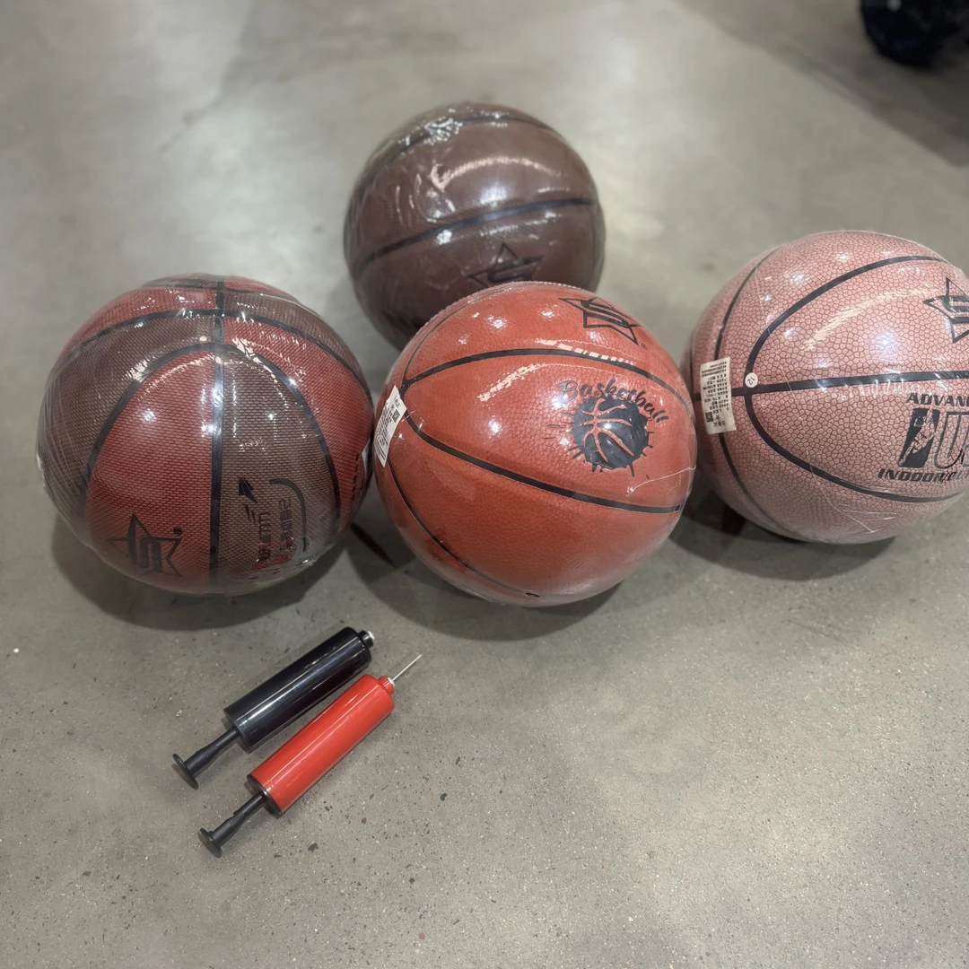 运动户外篮球 款式颜色随机发