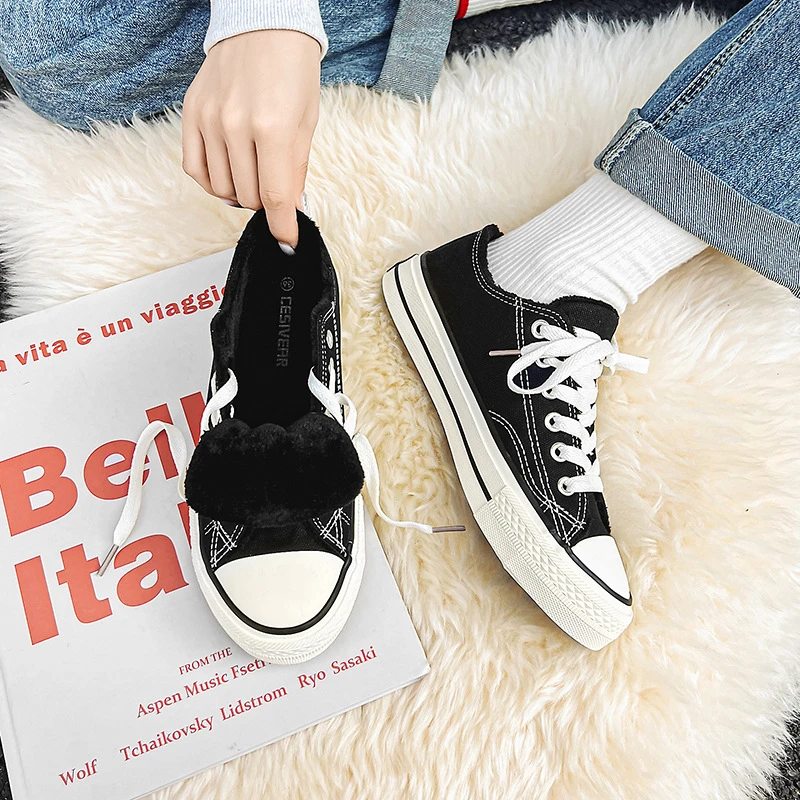 帆布鞋冬季加绒二棉鞋女款2023新款低帮全黑色保暖情侣款工作鞋潮