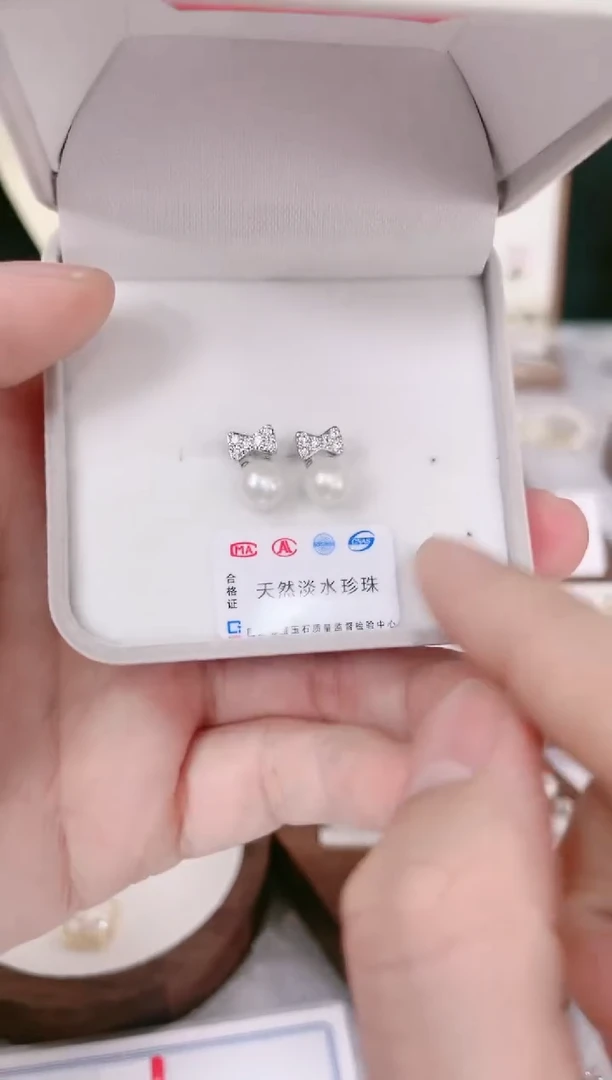 【闪购商品】淡水珍珠耳饰未镶嵌F024