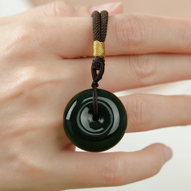 新疆和田玉青玉平安扣