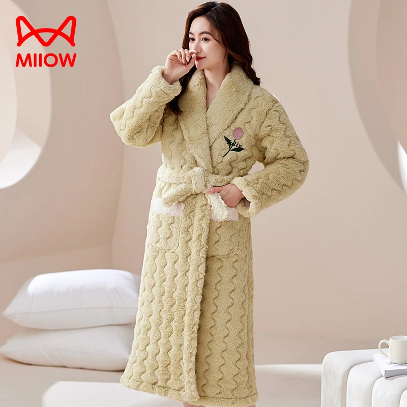 猫人冬季加厚睡袍女士冬天加绒长袍珊瑚绒夹棉浴袍时尚三层家居服