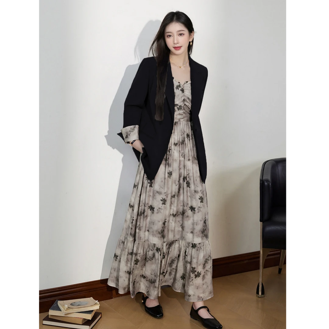 2024大码女装秋装新款微胖mm套装小西装显瘦机减龄吊带裙两件套潮