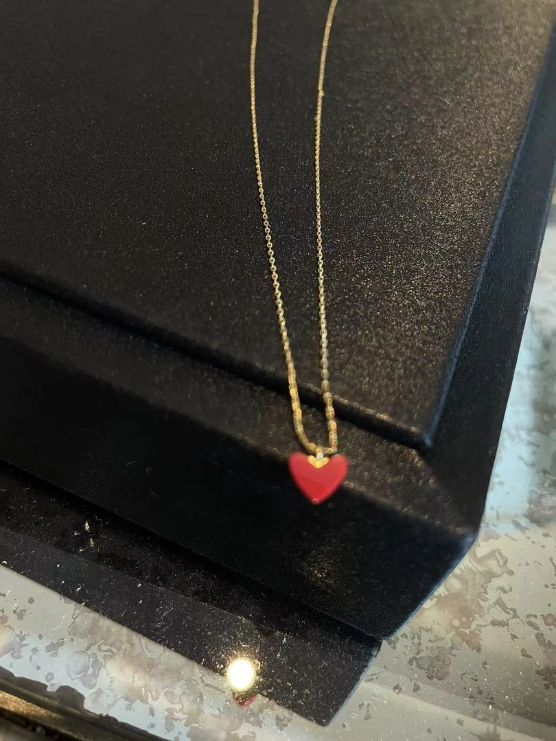 铜合金树脂项链 项链气质红色镶嵌坠链金色百搭轻奢时尚