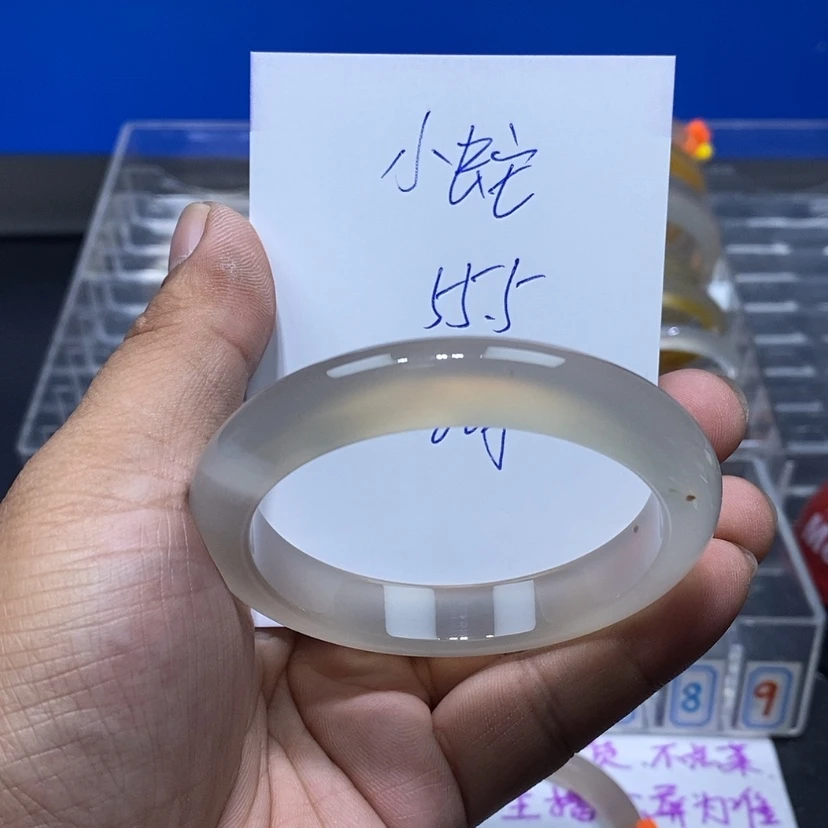 【闪购商品】玛瑙/玉髓手镯未镶嵌银**蛇