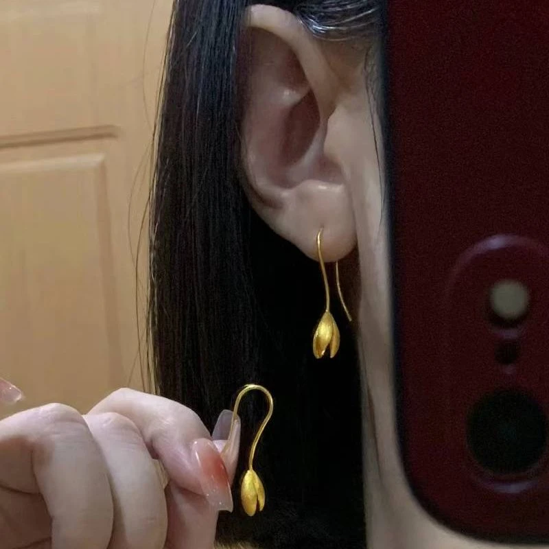 铜合金耳饰 精致小莲花苞耳钉女2023新款金色时尚轻奢耳环气质ins