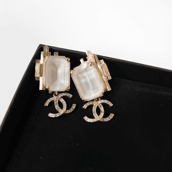 Chanel 闪钻双C吊坠冰糖耳钉