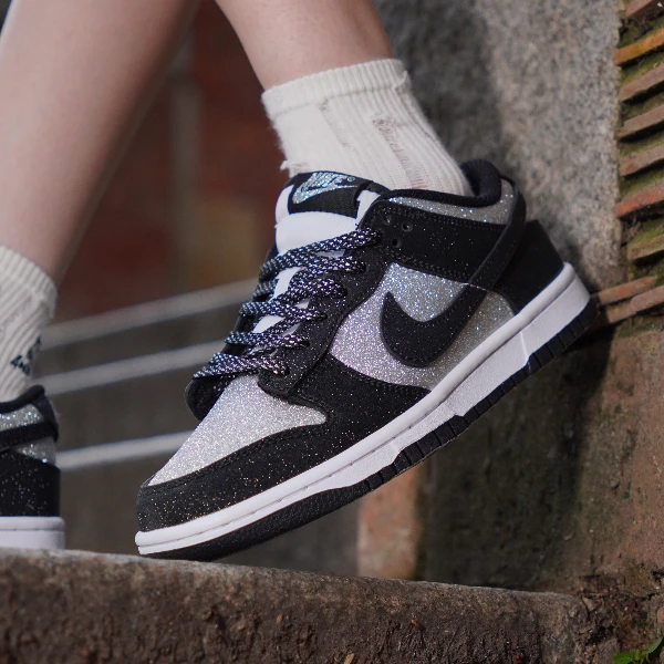 NIKE/耐克【Nike/耐克】Dunk  白黑满天星复古百搭高端【定制球鞋】