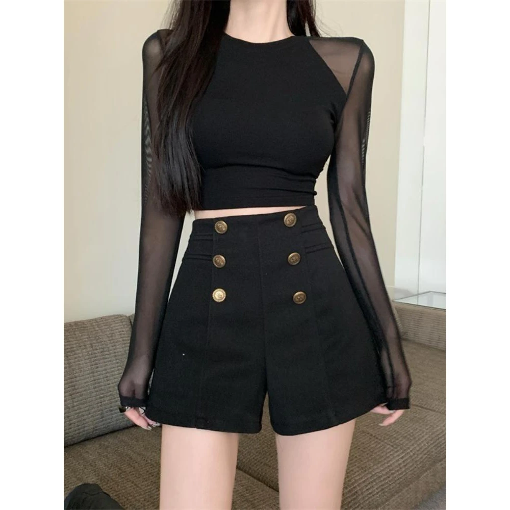 高腰显瘦小众短款复古2023新款黑色短裤秋冬小香风a字外穿靴裤