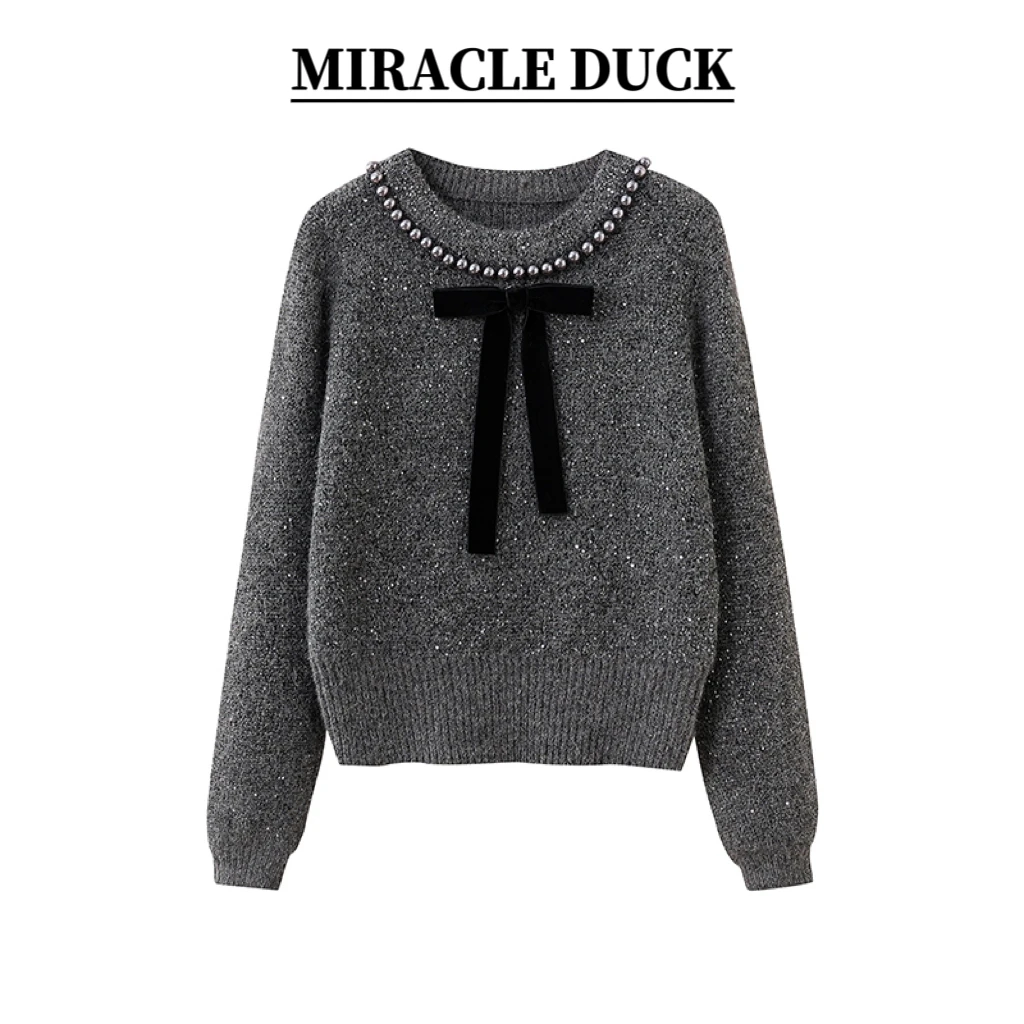 【黑珍珠】 秋季时尚钉珠立体蝴蝶结可拆卸设计长袖针织衫C1439