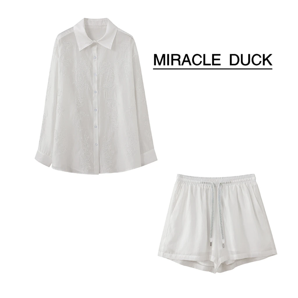 1号【古风袅袅】春夏季新款甜美翻领刺绣烫钻防晒上衣短裤套装C1316