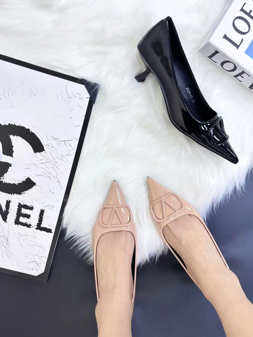 法式气质百搭尖头2024新款时尚性感舒适单鞋