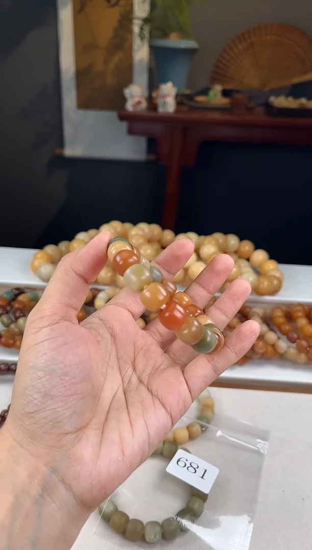 【闪购商品】菩提根/象牙果手串681