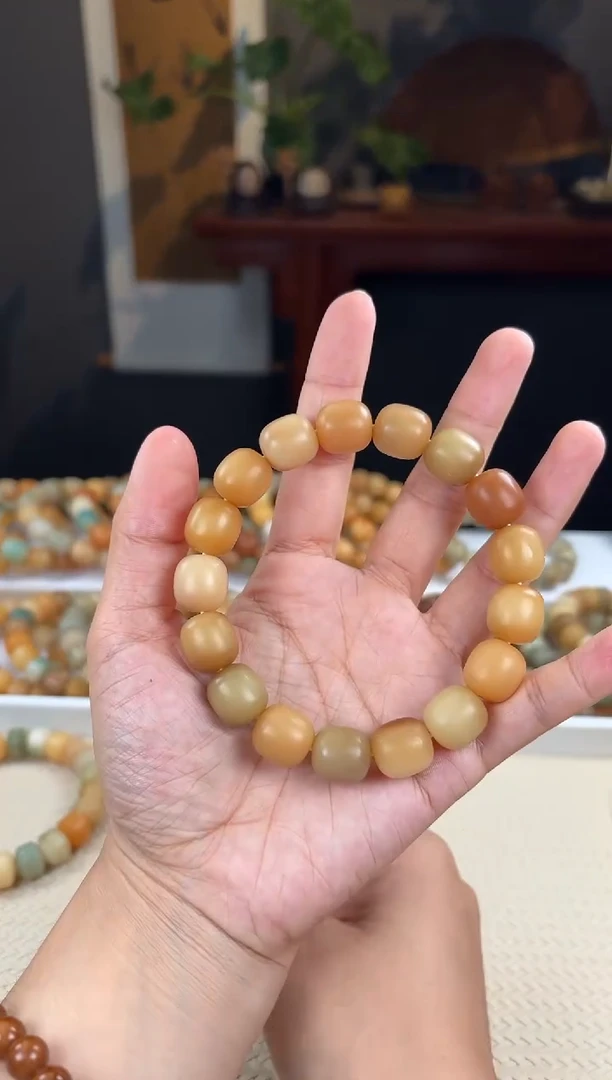 【闪购商品】菩提根/象牙果手串13*14干磨（234）