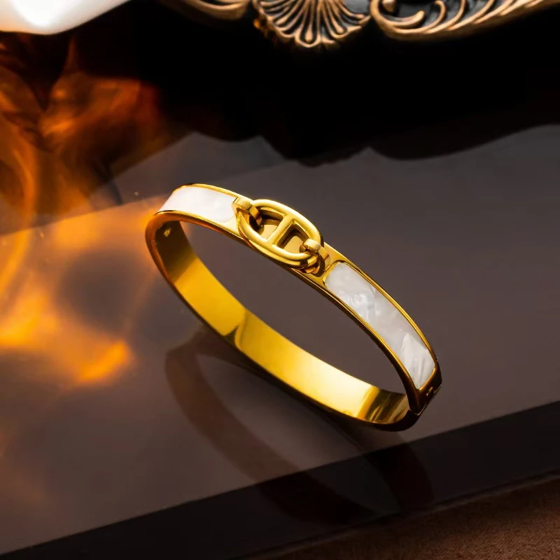 合金手镯 金色猪鼻子手镯S035