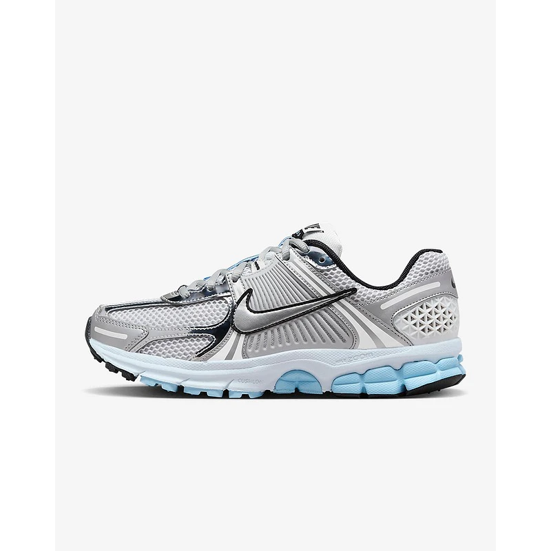 耐克/NIKE  Nike Zoom Vomero 5 女子复古运动鞋HF1877-100