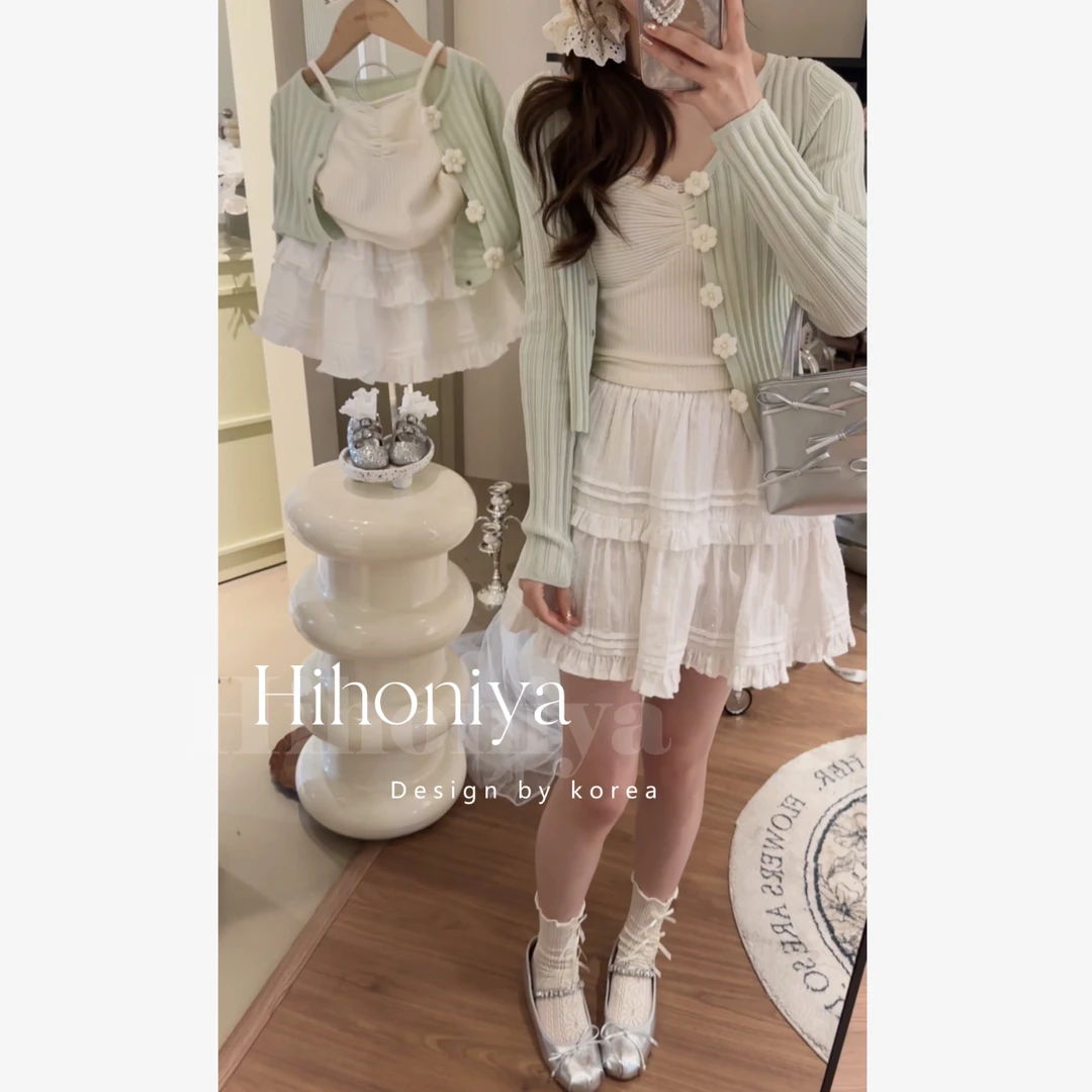 Q【山茶花】三Hihoniya~2024春款甜美手工钩花花朵扣亲子毛衣开衫