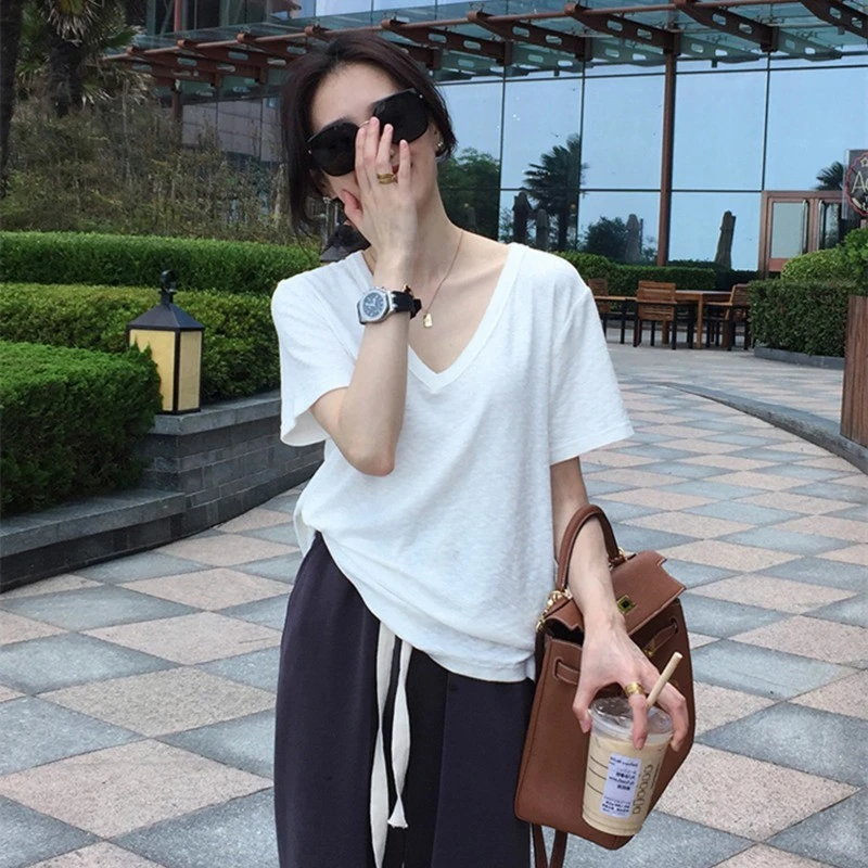 正肩宽松白色v领短袖t恤女2025夏季新款休闲内搭遮肉显瘦百搭上衣