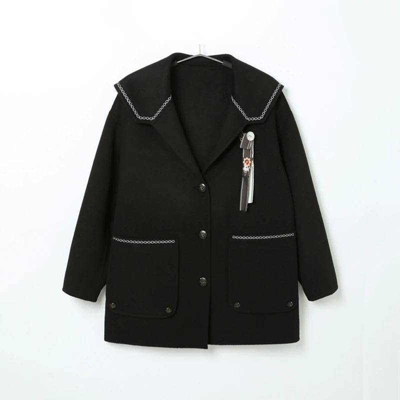 L066     联名翻领大衣外套【不含配饰】