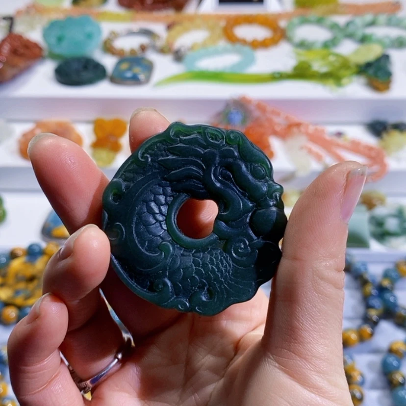 【闪购商品】蛇纹石玉颈饰未镶嵌*️****