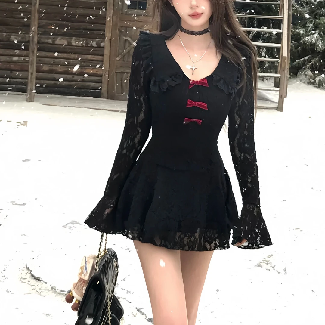 琉璃蝴蝶 纯欲风修身性感蕾丝裙秋冬季长袖收腰约会连衣裙辣妹风