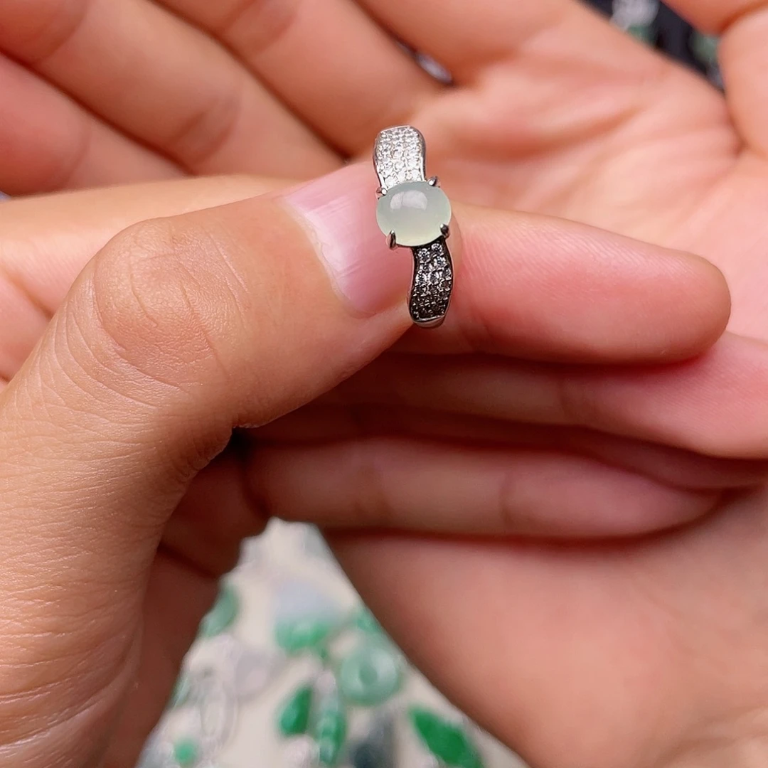 翡翠颈饰未镶嵌3333333333333