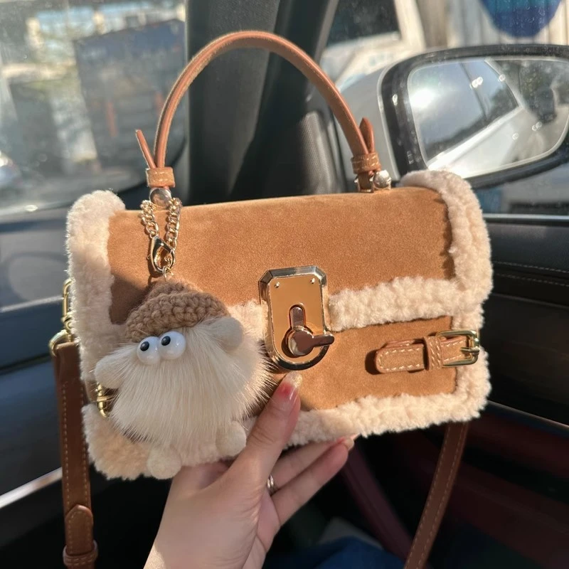 Viney包包女士斜挎包女包小方包秋冬毛毛绒高级感手提包V90674