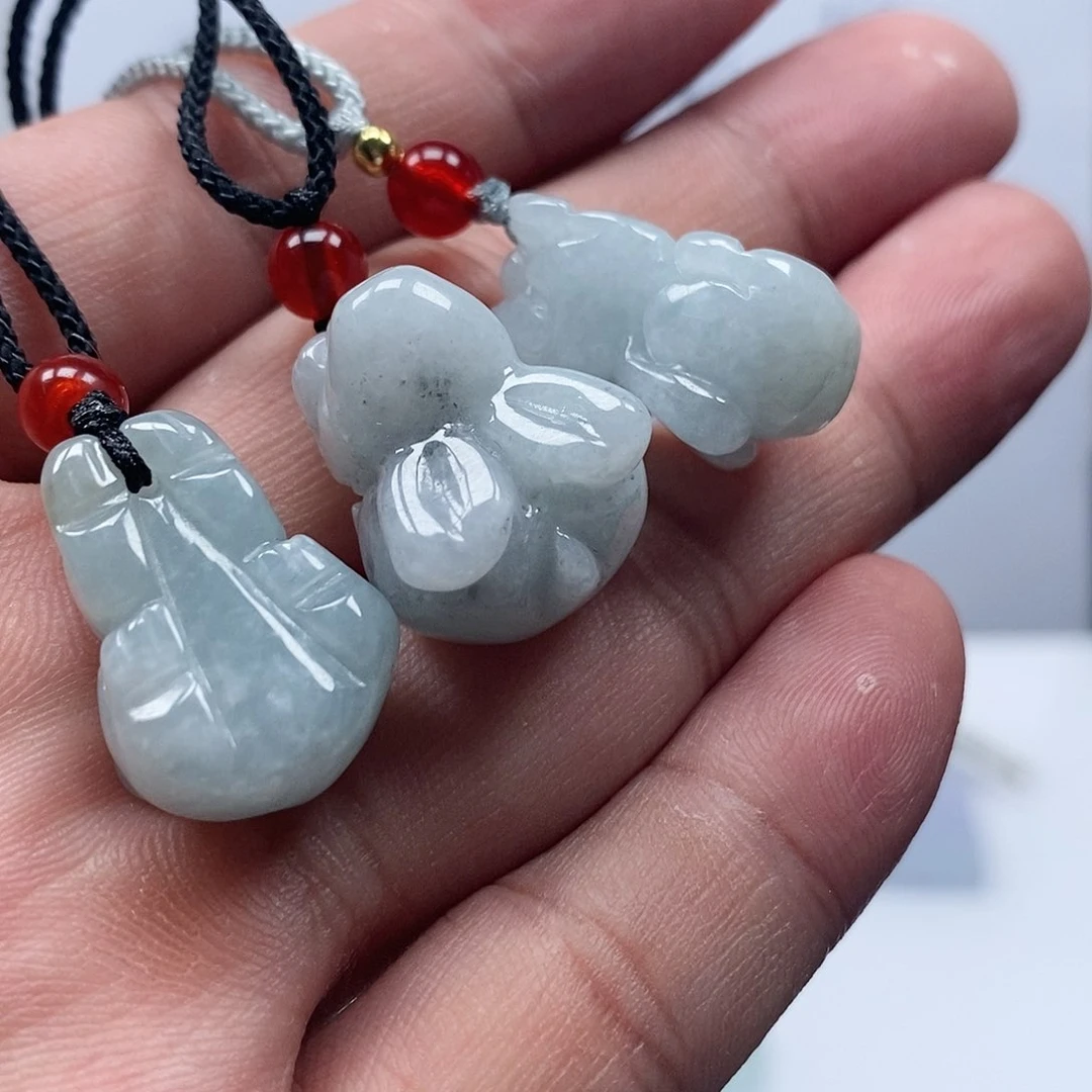 翡翠颈饰未镶嵌天然翡翠