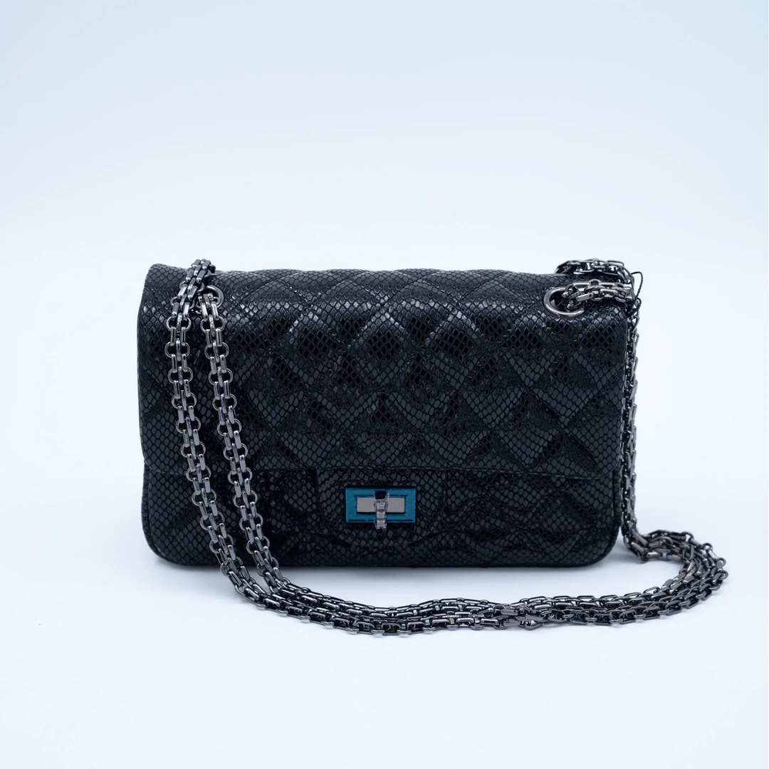 亮皮小香风淄博宝恩头层牛皮22菱格链条包单肩斜挎两用TL24589