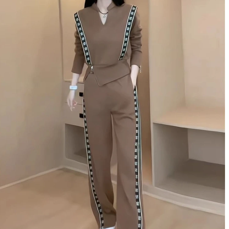 高档加绒休闲运动套装女秋冬2024新款时尚洋气设计感阔腿裤两件套