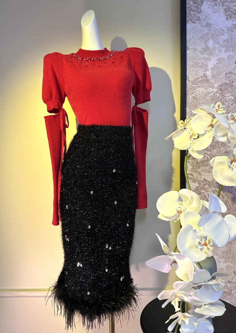 【甜蜜梦境】秋冬洋气时尚圆领针织百搭轻奢气质显瘦设计感长袖毛衣