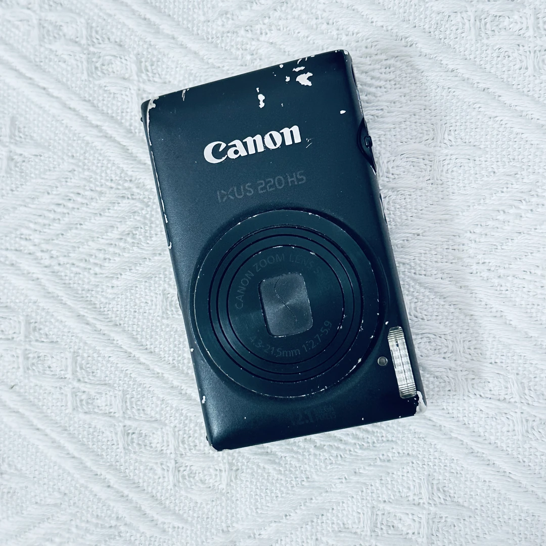 9新 Canon/佳能 ixus220 1400w像素带实况人像闭眼入福利价