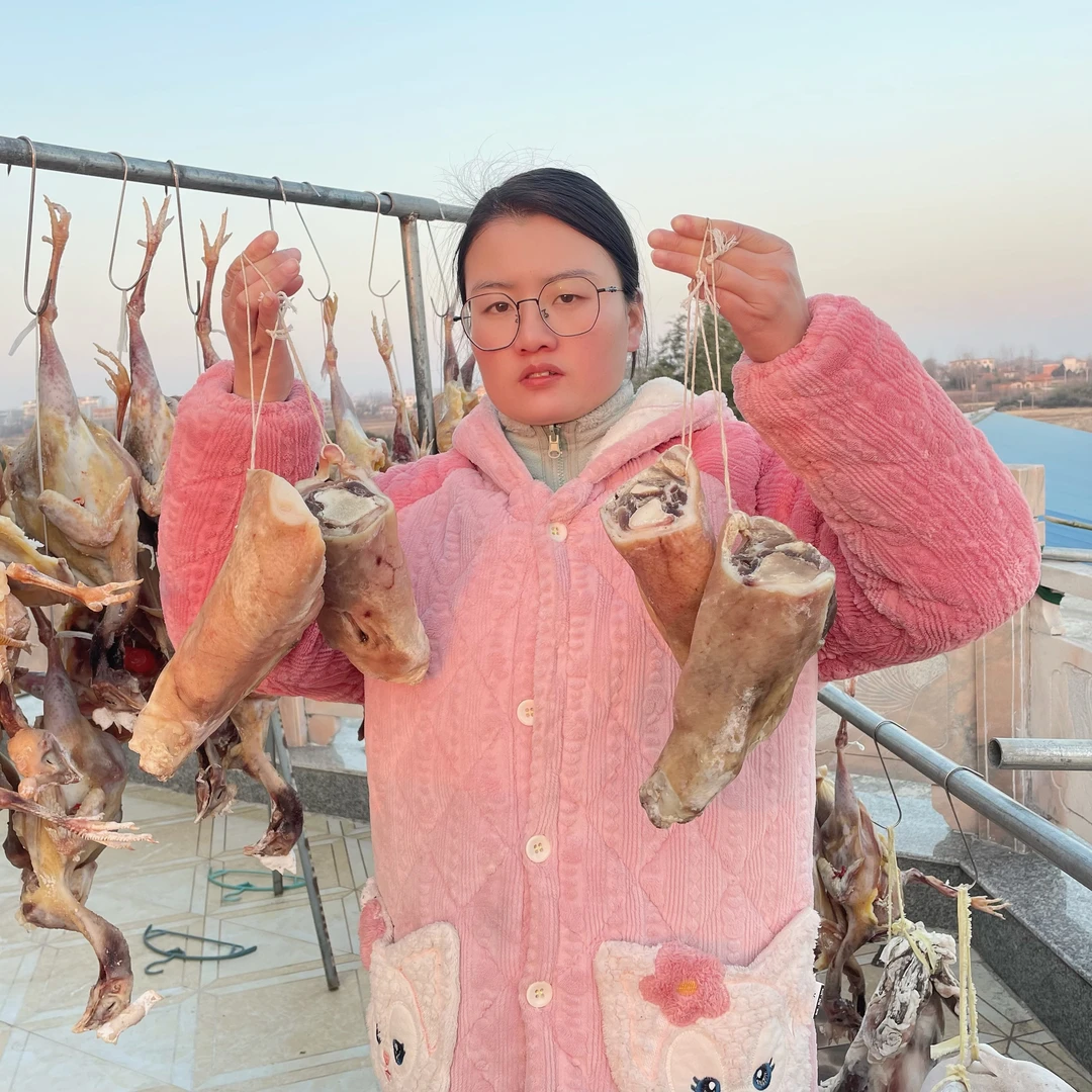 豫南黑猪腊脚筋腊肉大别产特产散养土猪黑猪家乡味优质腊货土特产