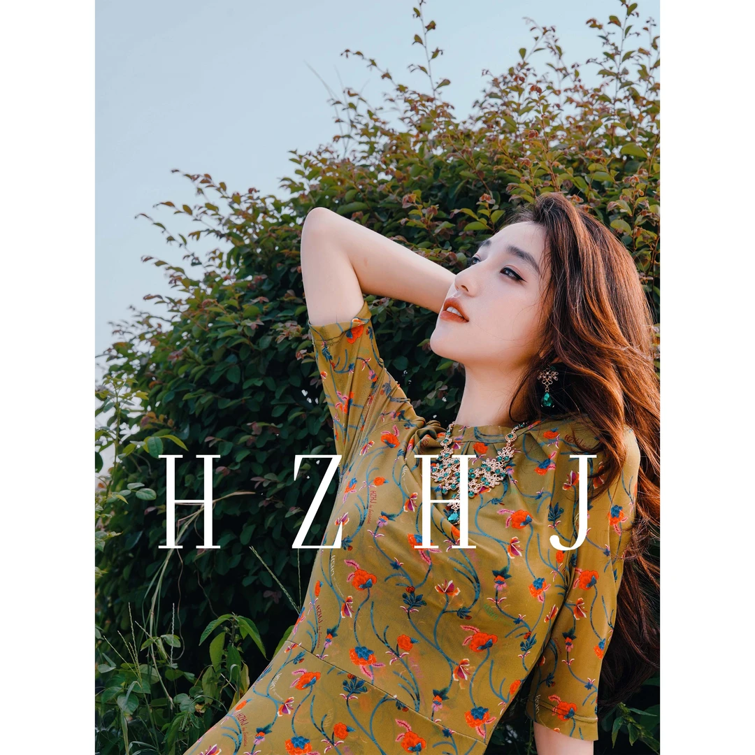 HZHJ新款原创设计师  墨中花连衣裙     中袖法式洋气御姐复古166