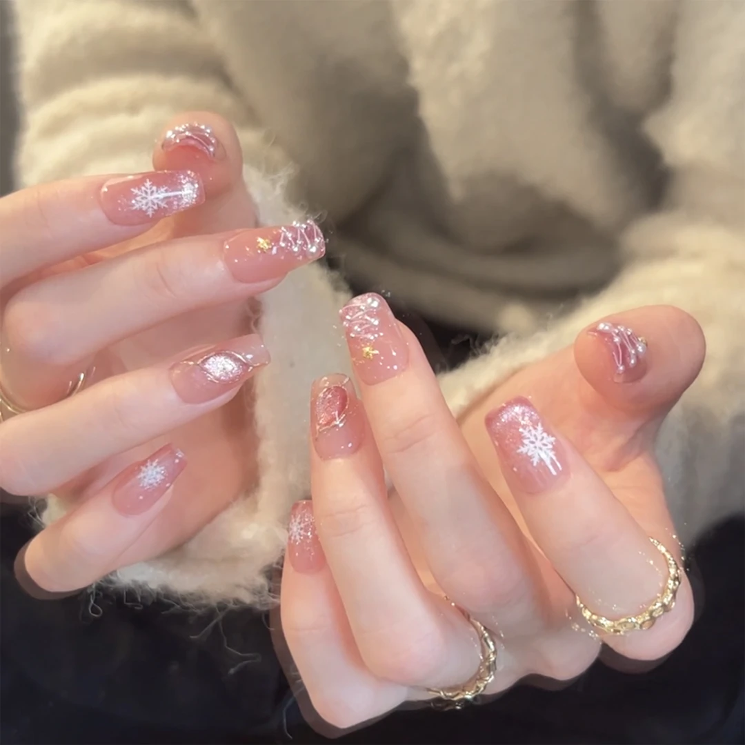 『圣诞雪花』圣诞节限定美甲贴片雪花粉紫猫眼中长显白纯手工穿戴