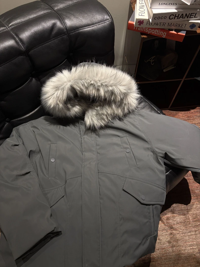 Uninhabitable 冬季连帽毛领羽绒服休闲时尚加厚保暖