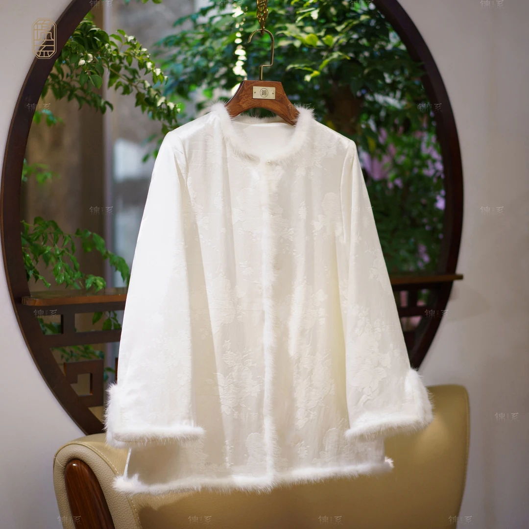 【锦系】丝毛提花拼皮毛一体毛边新中式外套E-382042