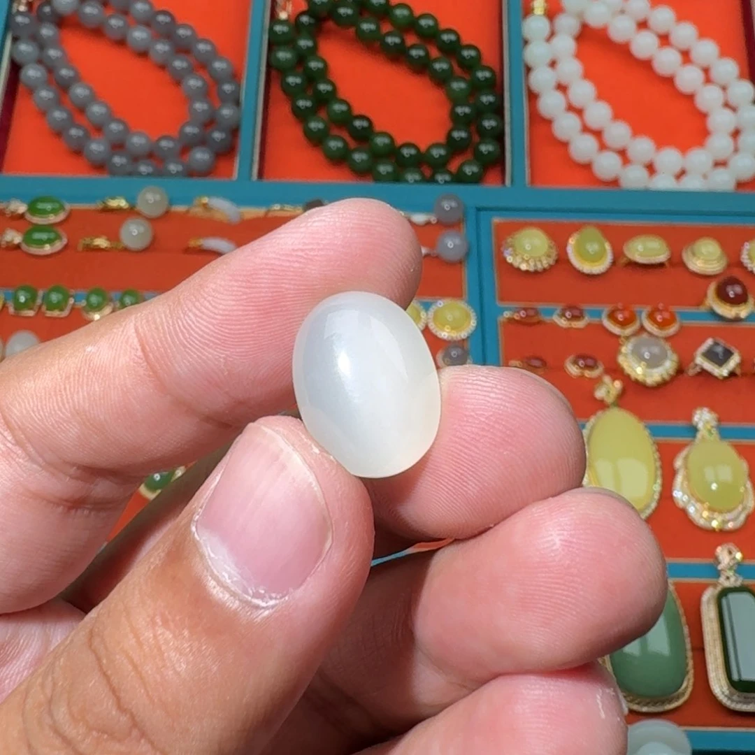 和田玉戒面未镶嵌不***床白玉猫眼戒面