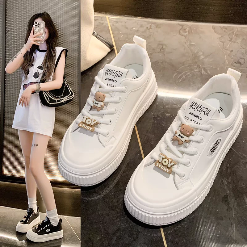 小白鞋女2024秋季休闲鞋爆款厚底松糕皮面韩版运动百搭板鞋
