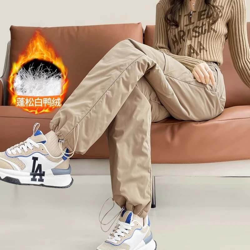 卡其色防水冲锋工装羽绒裤女冬季极寒保暖加厚外穿棉裤2025雪地裤