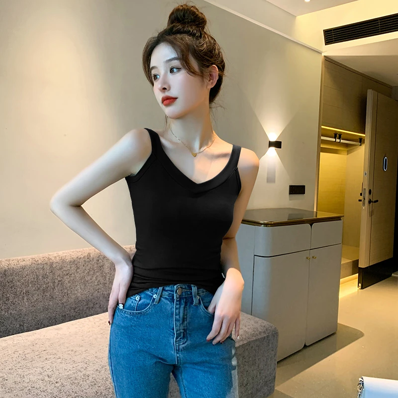 黑色V领小吊带背心女内搭美背带胸垫遮副乳2025新款夏设计感上衣