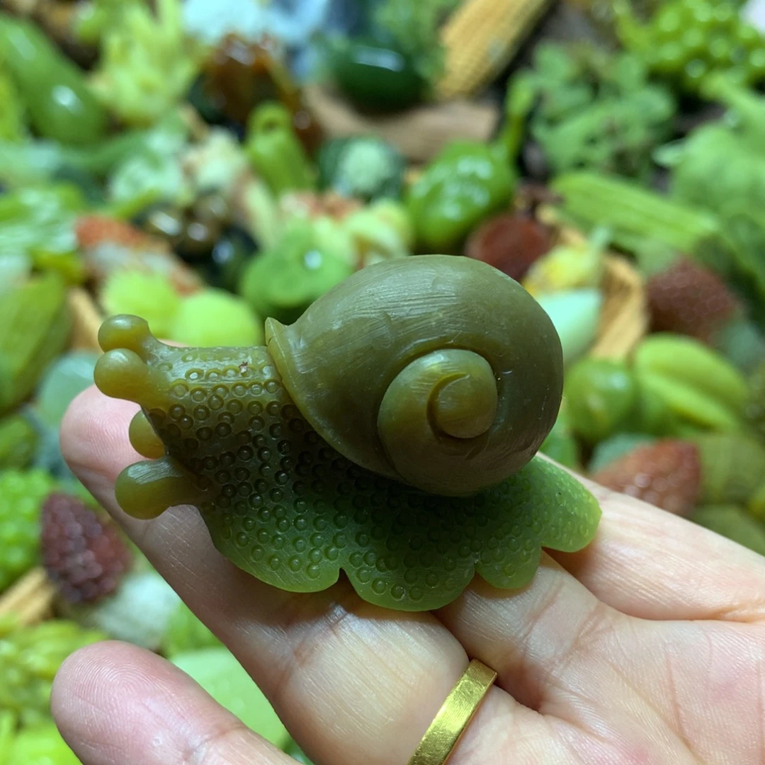 蛇纹石玉手把件未镶嵌