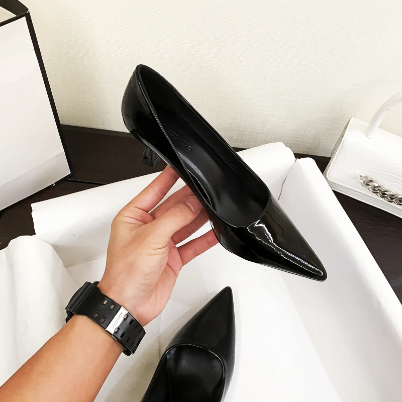 早秋浅口高跟鞋女2024爆款洋气裸色气质百搭久站不累黑色职业单鞋