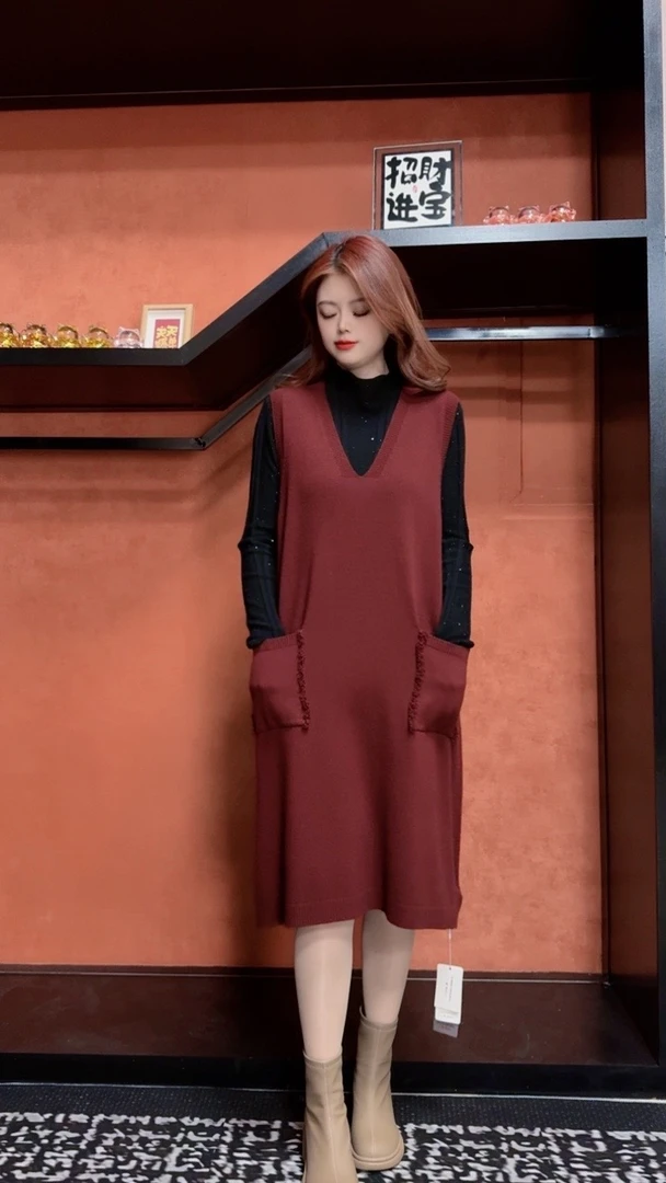 23  DD秋冬新款气质时尚显瘦百搭大码洋气毛衣针织,马甲连衣裙