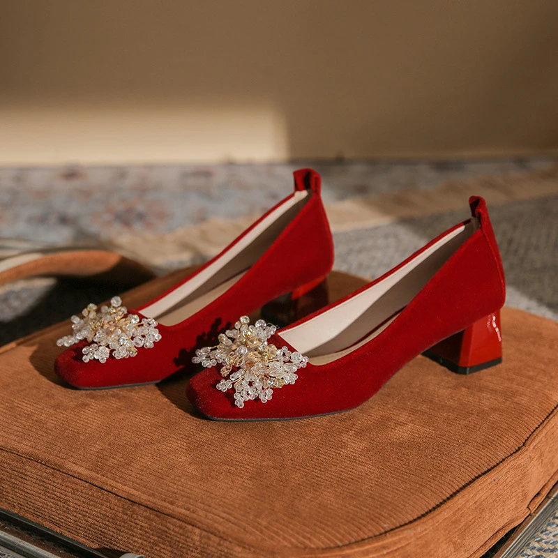 红色不累脚浅口高跟鞋女2025年气质小跟鞋方头单鞋新娘鞋主婚鞋
